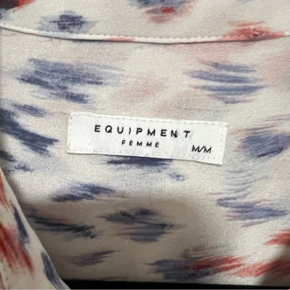 Equipment Multicolored Animal Print Silk Button Down Size Medium - Picture 4 of 8